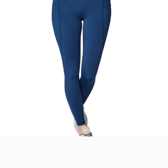 Every thing - Picture 3 of 9